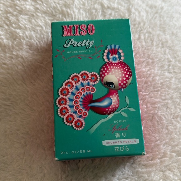 BNIB VTG Miso Pretty Blue Q in Crushed Petals - Picture 1 of 4